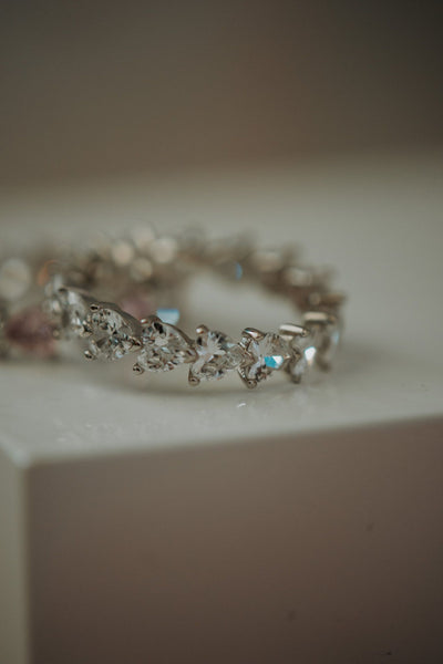Jazynth White Heart Sterling Silver Ring Band