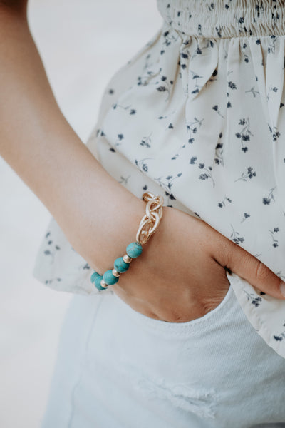 Semiprecious Blue Turquoise Gold Links Stretch Bracelet